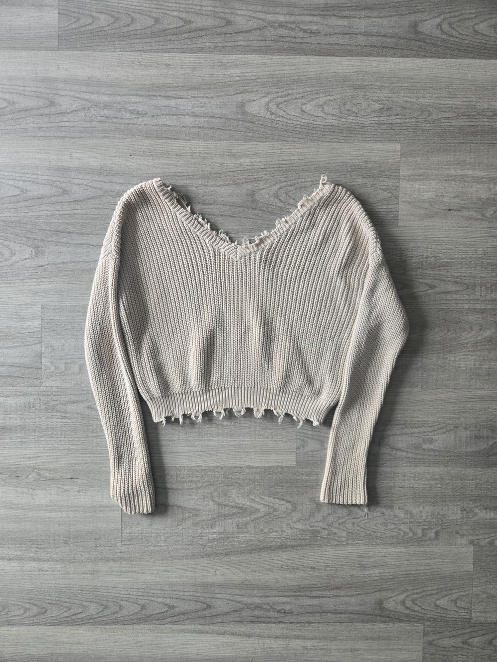 Cropped V-Neck Frayed Edge Sweater - Cream, Size XS